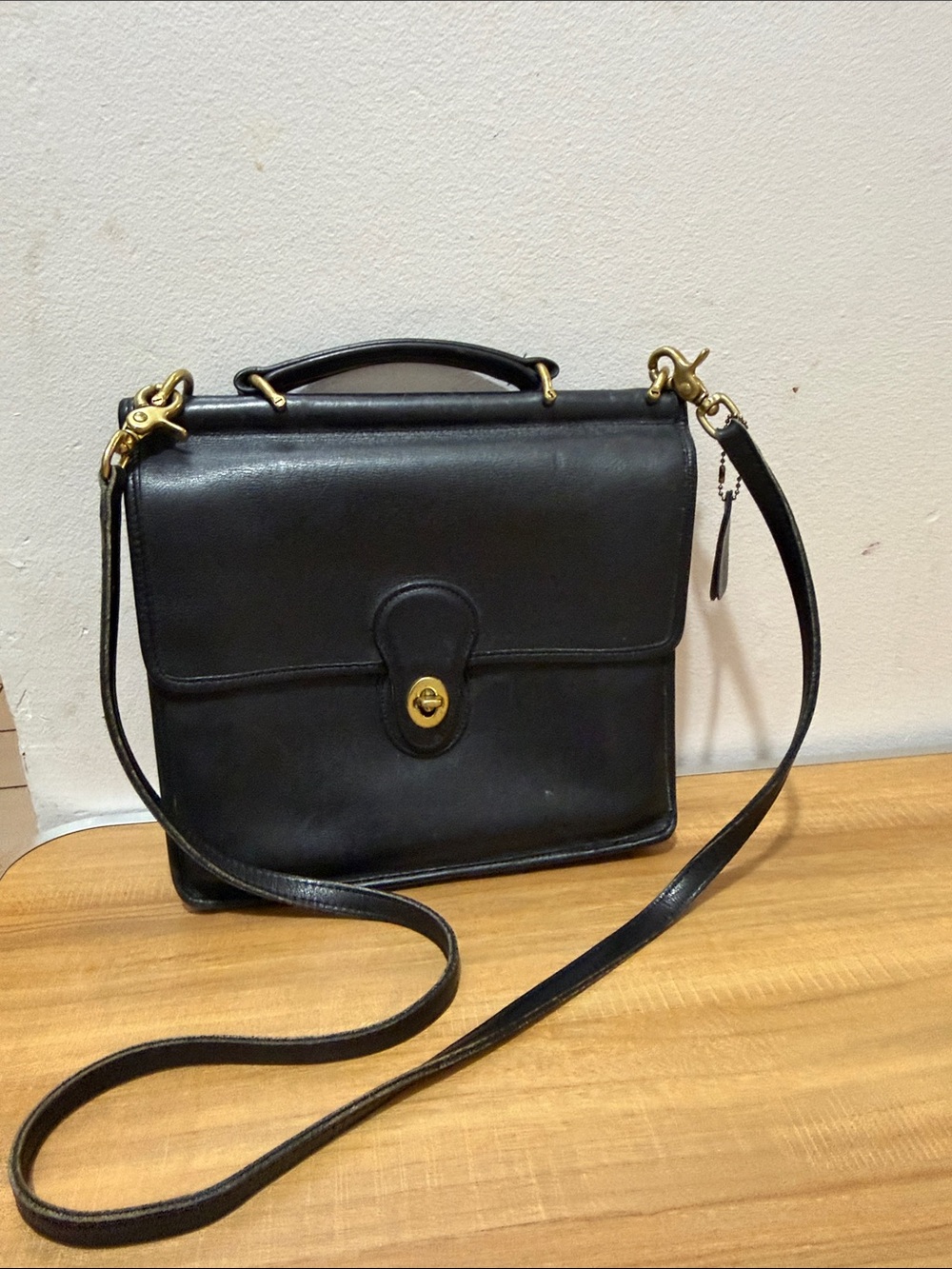 Vintage COACH #9927 "Willis Bag" Black Leather Crossbody Bag -Rehabbed